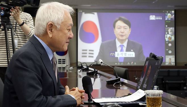 김한길 국민통합위원회 위원장. /뉴스1