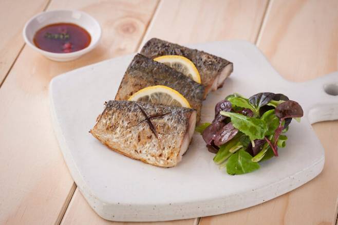 식습관의 변화로 인해 매년 꾸준히 증가하는 심혈관 질환에 의한 사망률은 생활방식의 개선을 통해 예방이 가능하다. [사진=클립아트코리아]