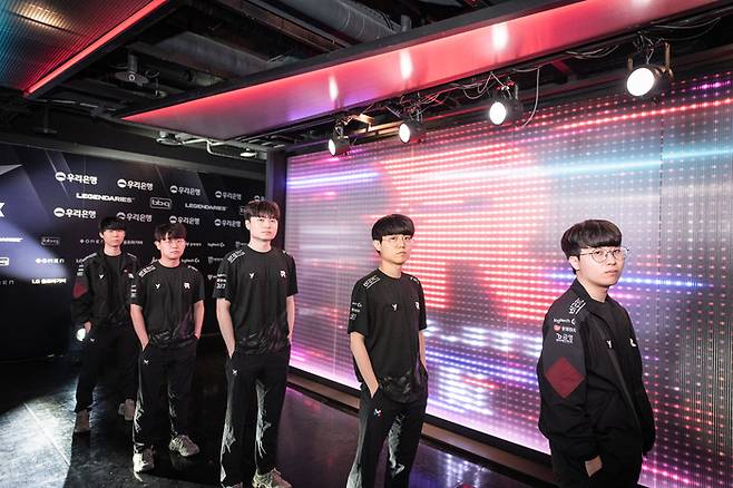 KT 롤스터 선수단. 사진| 라이엇 게임즈