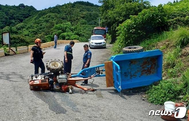 경운기 전복사고. (사진은 기사 내용과 무관함) / 뉴스1 ⓒ News1