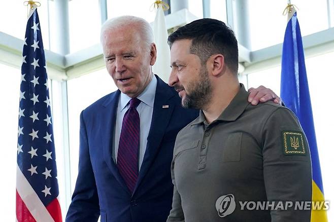 바이든 미 대통령과 젤렌스키 우크라이나 대통령 [로이터 연합뉴스 자료사진. 재판매 및 DB 금지]