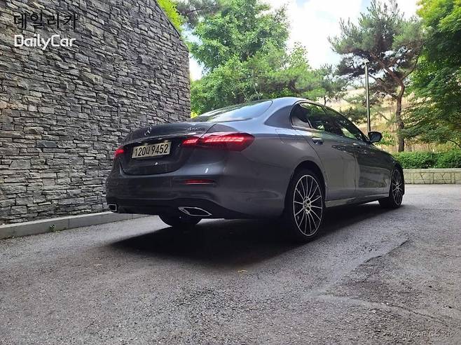 벤츠 E 350 4MATIC AMG 라인