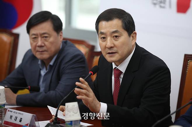 박대출 국민의힘 정책위의장이 12일 국회에서 열린 실업급여 제도개선 공청회에서 발언하고 있다. 성동훈 기자