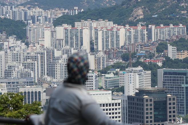 남산에서 바라본 서울 시내.[연합]