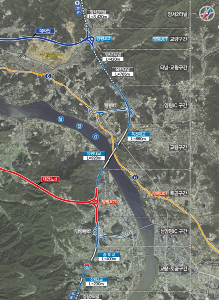 국토부와 설계업체가 13일 공개한 서울~양평 고속도로 종점부 변경계획. 토공구간(교량 등 구조물을 설치하지 않고도 땅에 바로 도로를 낼수 있는 구간)은 양평IC와 남양평IC 아래 두군데. 국토부와 설계업체는 남양평IC 인근에 주거지가 밀집해있어, 양평IC 인근을 종점으로 하는 지금의 대안으로 종점부를 변경했다고 설명했다. 국토부 제공