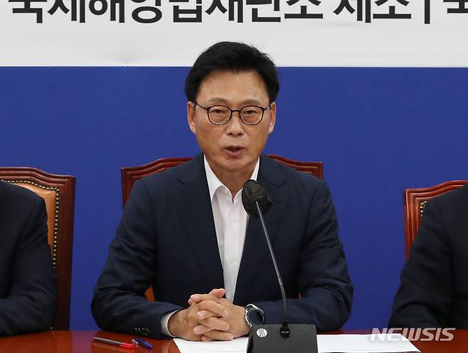 [서울=뉴시스] 전진환 기자 = 박광온 더불어민주당 원내대표가 13일 오전 서울 여의도 국회에서 열린 정책조정회의에서 발언하고 있다. 2023.07.13. amin2@newsis.com