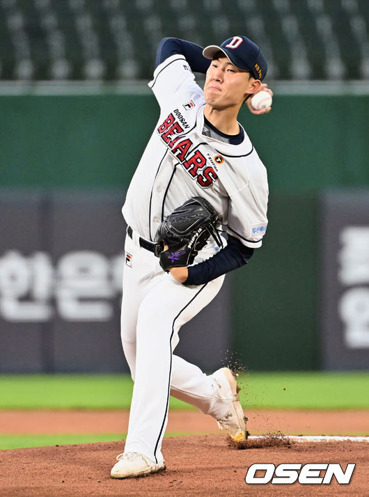 [OSEN=부산, 이석우 기자]북부리그 올스타 두산 김유성이 역투하고 있다. 2023.07.14 / foto0307@osen.co.kr