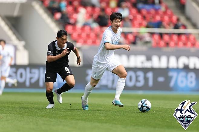 성남 이상민(왼쪽) [한국프로축구연맹 제공. 재판매 및 DB 금지]