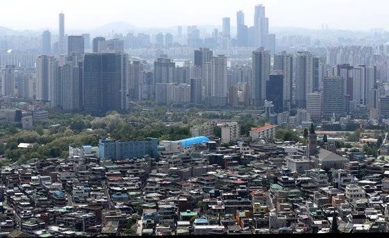 고층 아파트가 들어선 서울 용산 일대의 모습. 뉴스1