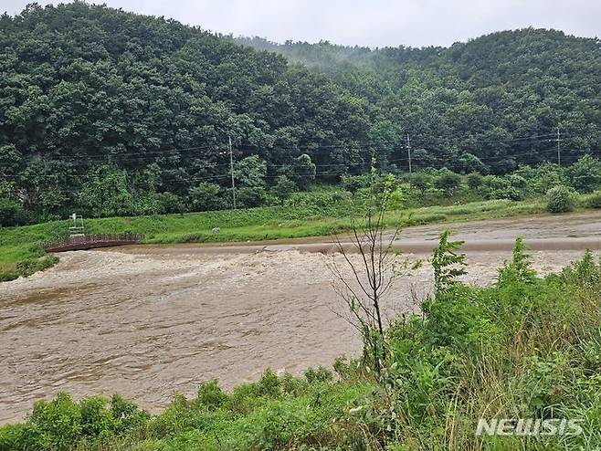 충남 예산군 무한천