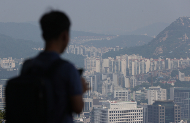 남산에서 바라본 서울 시내 아파트. 연합뉴스