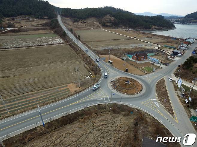 완도 약산 천동리 회전교차로 (완도군 제공)/뉴스1