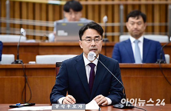 권영준 대법관 후보자가 지난 11일 국회에서 열린 인사청문회에서 발언하고 있다. [사진=곽영래 기자]