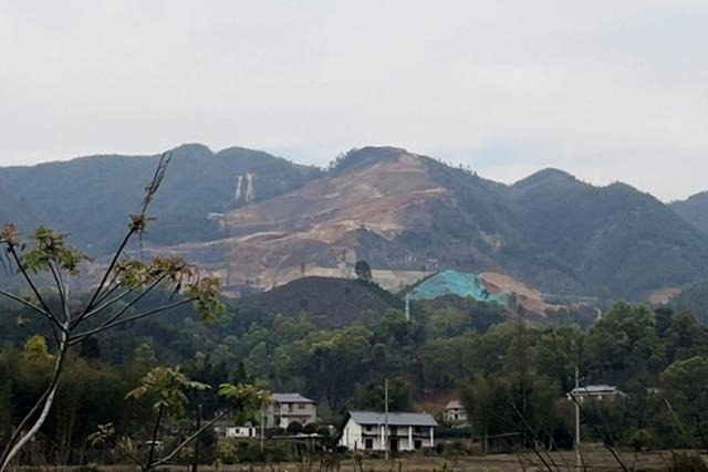 중국 장시성에 있는 한 리튬광산. 한국무역협회 등에 따르면 지난해 우리나라는 전체 리튬 수입량의 64%를 중국에서 들여왔다. 로이터 연합뉴스