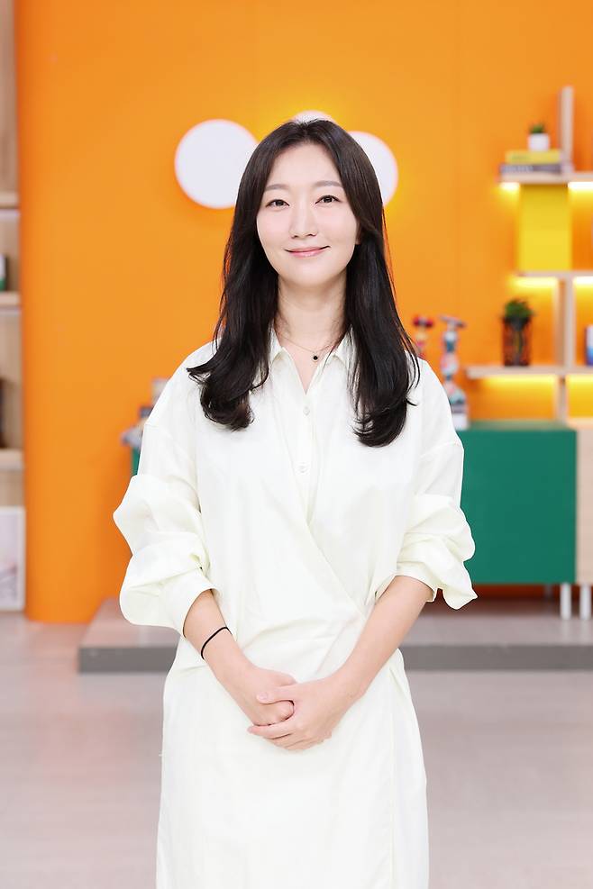 20일 온라인 사전녹화 형식으로 공개된 MBN 예능 ‘돌싱글즈 4’ 제작발표회에서 박선혜PD가 포즈를 취하고 있다. 사진 MBN