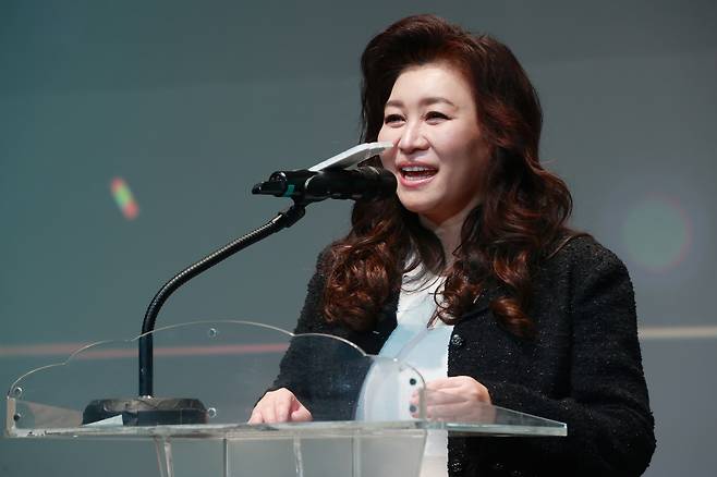 오은영 박사가 지난달 30일 오후 서울시청에서 열린 '제3회 대한민국 어린이대상' 시상식에서 축사를 하고 있다. [연합뉴스]