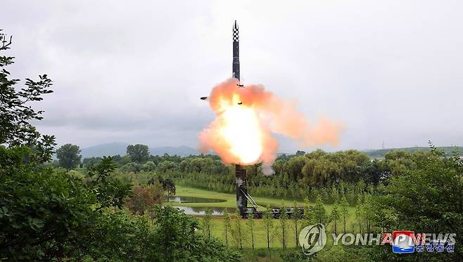 7월 12일 북한 미사일 발사 [EPA=연합뉴스 자료사진. 재판매 및 DB 금지]