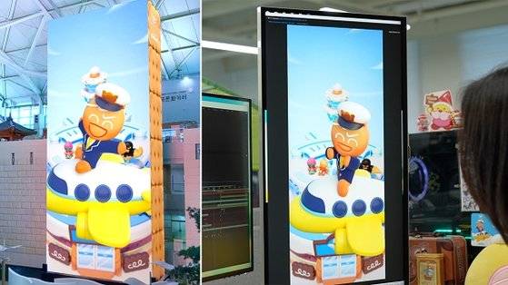 뷰피니티S9으로 인천국제공항 제1터미널에 위치한 미디어 타워 내 상영될 3D 영상 작업을 진행하고 있는 모습(데브시스터즈 유세나 디자이너)