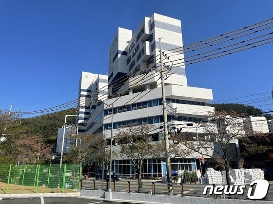 부산 남구 용호동 '더 파크 이기대' 전경.(부산도시공사 제공)