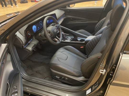 더 뉴 아반떼 N라인 1열. 이상현 기자