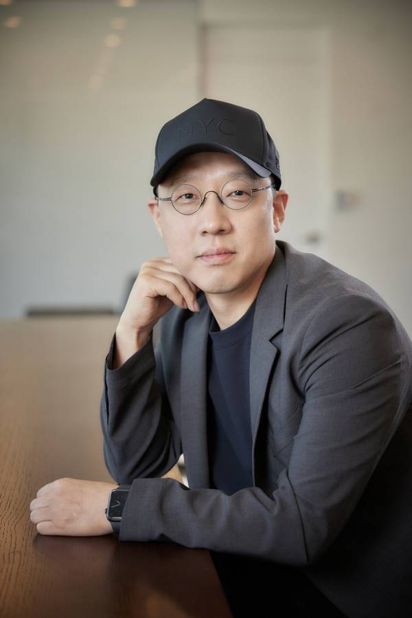 '비공식작전' 김성훈 감독. (사진=쇼박스 제공)