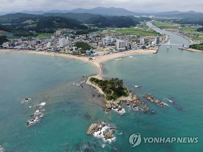 울주 진하해수욕장 전경 [연합뉴스 자료사진.재판매 및 DB 금지]