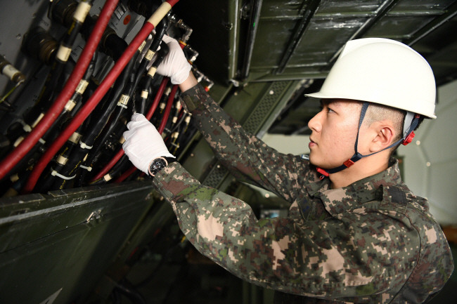 공군 미사일방어사령부 조기경보 레이더 정비병 안현태 상병.