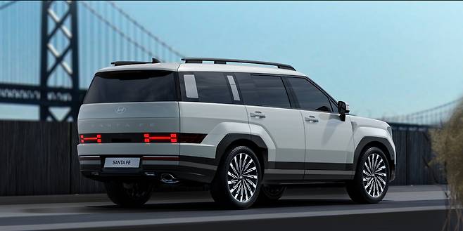 현대차 ‘디 올 뉴 싼타페’ 측후면 디자인. [현대차 제공]