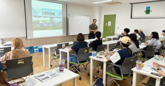 광주대학교 대학혁신사업단은 방학 중 학생들의 취업역량 강화 및 자기개발을 위한 학부(과) 사회수요반영 전공지원 프로그램을 다양하게 운영하고 있다. 광주대 제공