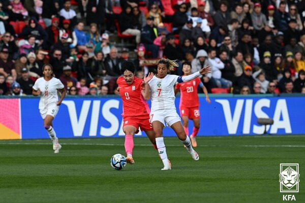 콜린 벨 감독이 이끄는 여자 축구대표팀은 30일 오후 1시30분(한국시간) 호주 애들레이드 힌드마시 스타디움에서 모로코와 2023 국제축구연맹(FIFA) 여자 월드컵 H조 조별리그 2차전에서 0대1로 패했다. 사진┃KFA