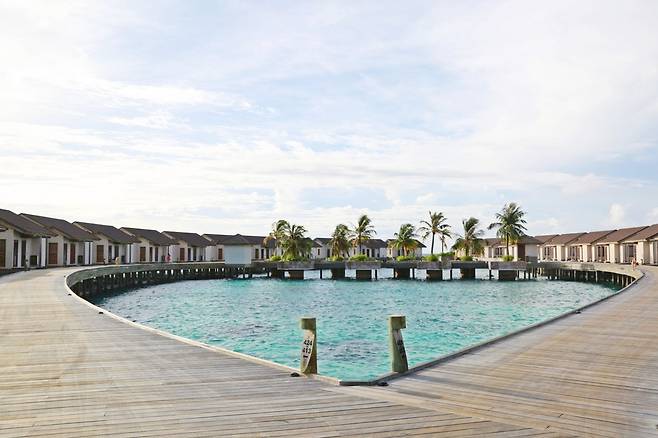 하트 모양으로 늘어선 선셋워터빌라 (사진. 김관수)