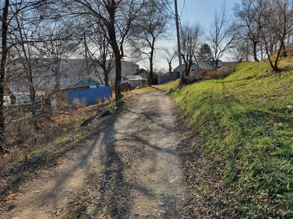 The location presumed to be where Choi Jae-hyung was executed by a firing squad by the Japanese army in April 1920. His body was buried in an unmarked and flattened grave, believed to be on the mountain near the prison in Ussuriysk, Russia. (Photo courtesy of Choi Jae-hyung Memorial Association)