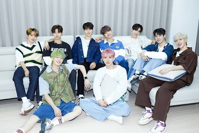 싸이커스는 '두 오어 다이'와 '홈보이'를 타이틀곡으로 삼아 활동한다. KQ엔터테인먼트 제공