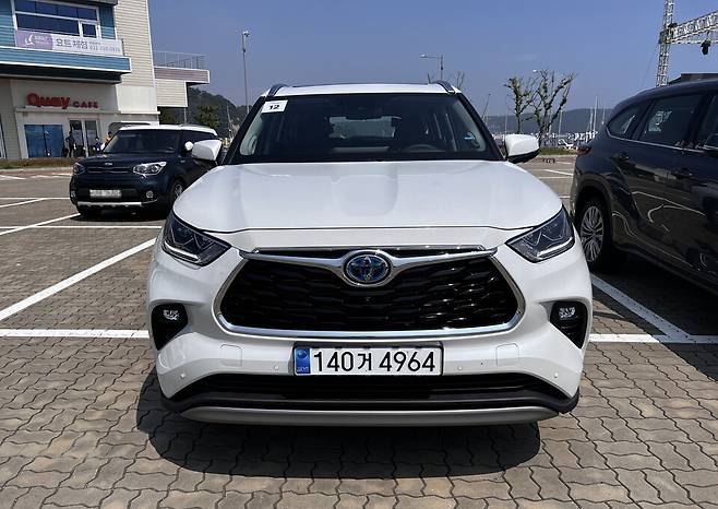 사진 : 토요타 하이랜더