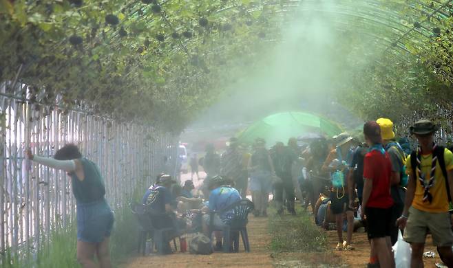 8월3일 새만금 세계스카우트잼버리대회. 연일 폭염이 계속된 가운데 온열환자가 속출하고 있다. /김영근 기자