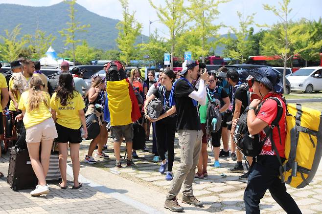 전북 새만금 제25회 세계스카우트 잼버리에 참여한 최대 참가국인 영국 스카우트 측이 4일 늦은 오후 새만금 야영지를 "떠나겠다"고 밝혔다. 송승민 기자