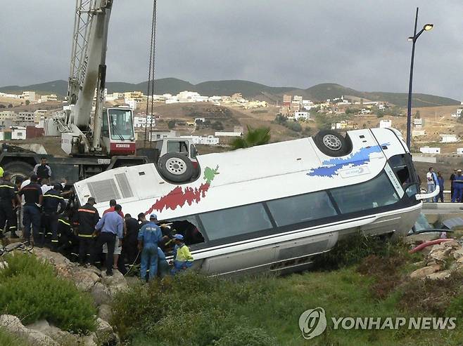 2010년 발생한 모로코 버스 사고 [EPA 연합뉴스 자료사진. 재판매 및 DB 금지]