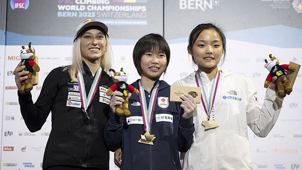 2023 IFSC 세계선수권대회 여자부 리드 종목에서 동메달을 따낸 서채현(맨오른쪽) [사진제공:연합뉴스]