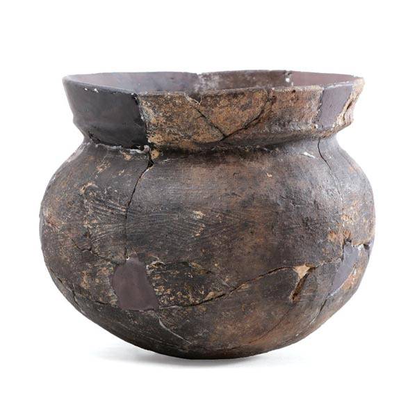 동래패총 출토 왜계 토기.  부산박물관 제공