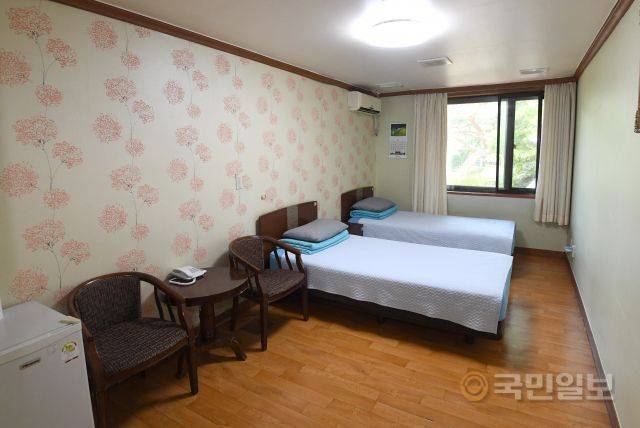 잼버리 대원들을 위해 최자실기념금식기도원의 사랑의집에 마련된 숙소 모습. 파주=권현구 기자