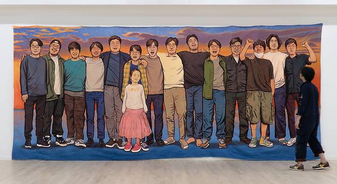 이우성, 해질녘 노을빛과 친구들 The Sunset and Friends, 2023, 자투리로 만든 천에 아크릴릭 과슈 Acrylic gouache on a quilted cloth,, 260x600cm (학고재 제공)