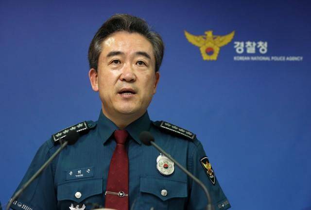 윤희근 경찰청장이 서울 서대문구 경찰청에서 흉기 난동 사건 관련 대국민 담화를 발표하고 있다.ⓒ연합뉴스