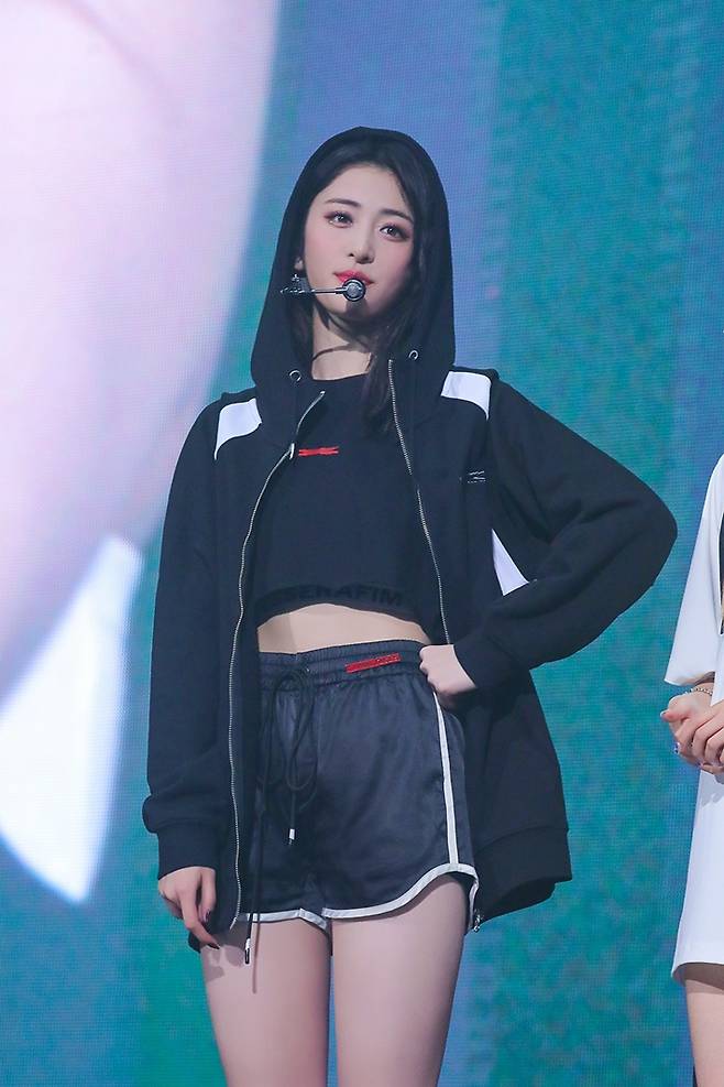 르세라핌 허윤진. 쏘스뮤직 제공