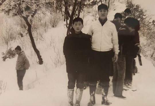 윤 대통령 국민학교 6학년 시절 부자 여행