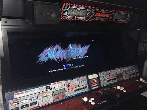 (양덕들 중에는, 이렇게 '다라이어스 버스트'에 와이드 화면을 구현한 분도 계시다.. 역시 양덕!!!)