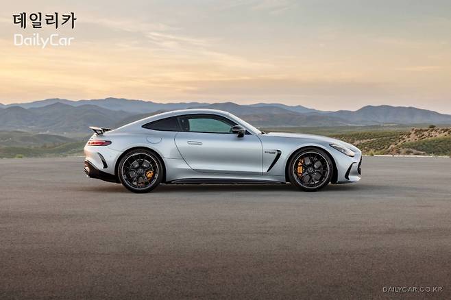 올 뉴 메르세데스-AMG GT 쿠페