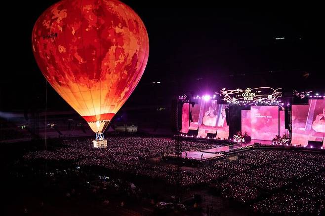 [서울=뉴시스] 아이유 콘서트. 2023.08.16. (사진 = 이담 엔터테인먼트 제공) photo@newsis.com *재판매 및 DB 금지