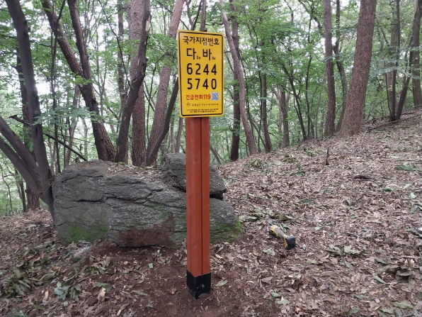 충남 아산시는 시민 안전을 위해 삼백리와 이백리 등에 국가지점번호판 20개를 추가 설치한다. 사진=아산시 제공 *재판매 및 DB 금지