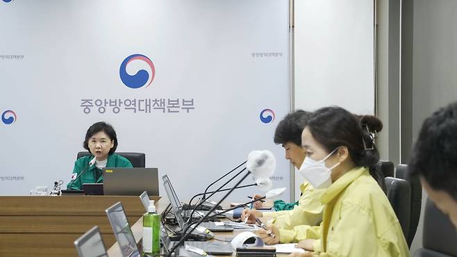 지영미 질병관리청장이 23일 충북 오송 질병관리청에서 열린 코로나19 중앙사고수습본부 회의에서 발언하고 있다. 질병관리청 제공