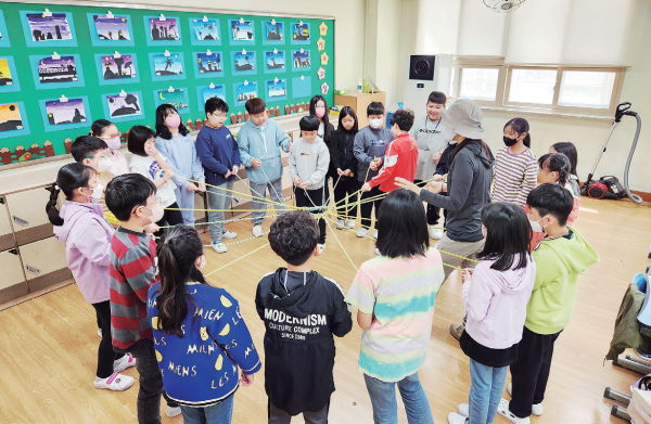 수원 화양초등학교 제공